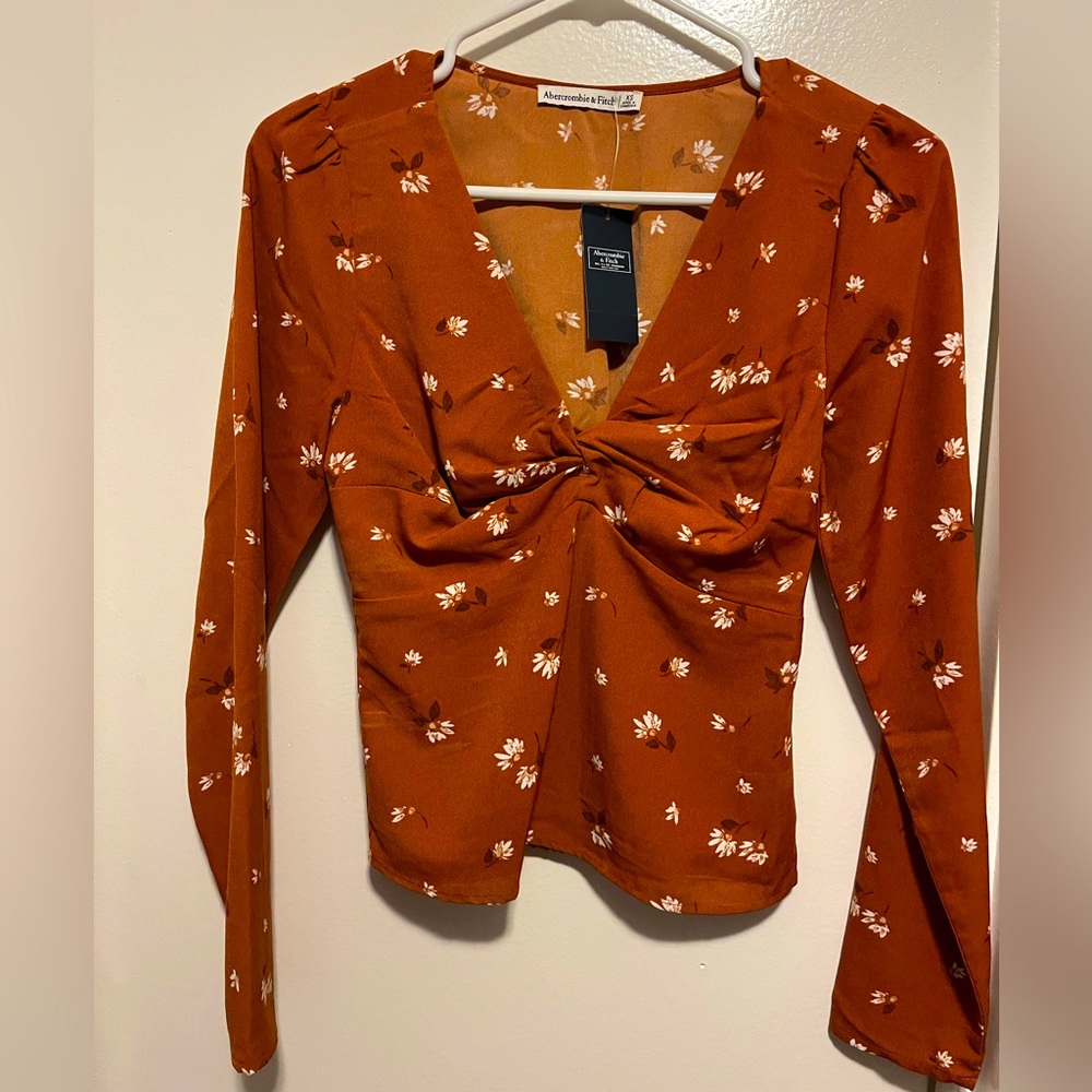 Abercrombie & Fitch crop blouse NWT
